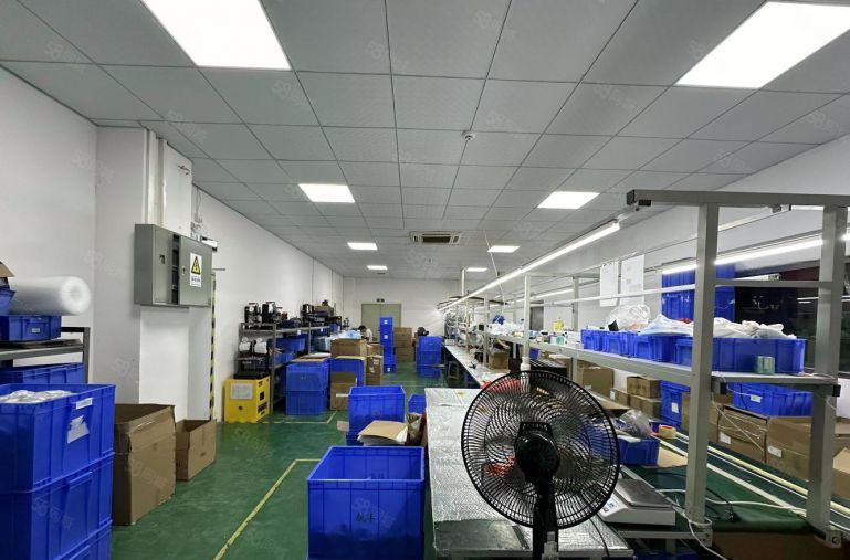 西乡固戍地铁站旁850平精装修厂房仓库实际面积可分租