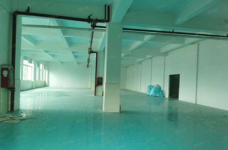 石岩上屋地铁站 150平起租  可定制装修 园区形象好