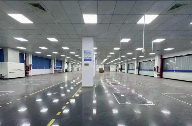 西乡固戍地铁口新空出原房东一楼2000平方带卸货平台可分租