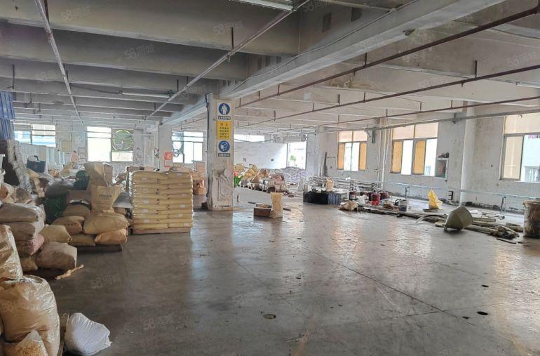 松岗红星新出一楼2680平厂房出租可分租还有其它楼层旺铺出租