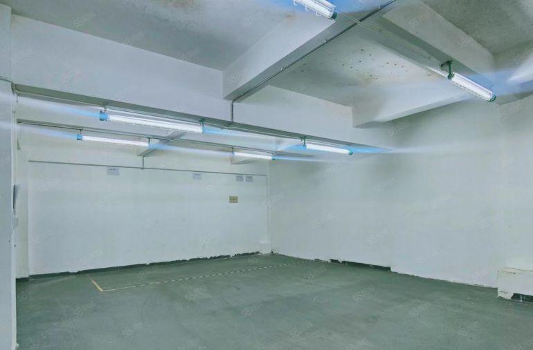 实惠实用26元每平一楼800平地铁口大型园区位置形象俱佳