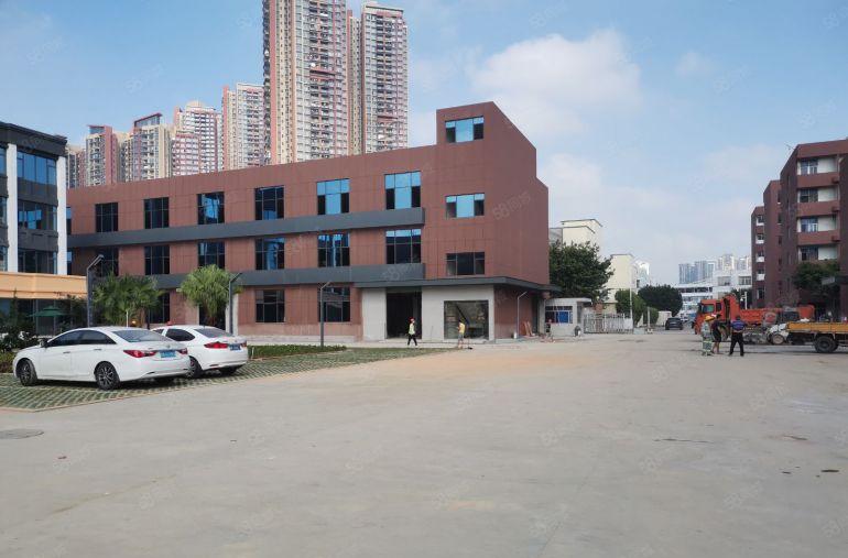 西乡大型工业园1200平楼上厂房全新装修可分租年前价格好谈