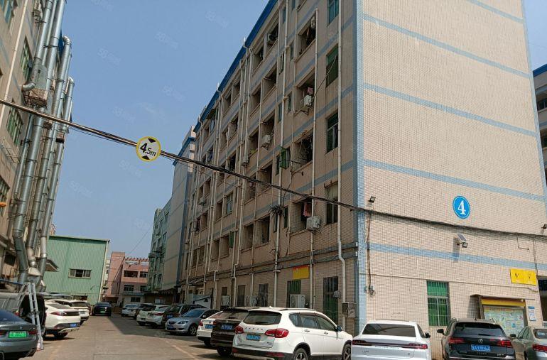 深圳宝安福永厂房仓库出租主干道旁边，大型产业园大小分租