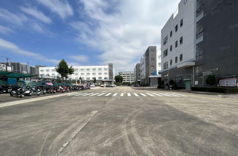 宝安石岩石龙仔原房东工业园10000平独栋厂房出租 可分租