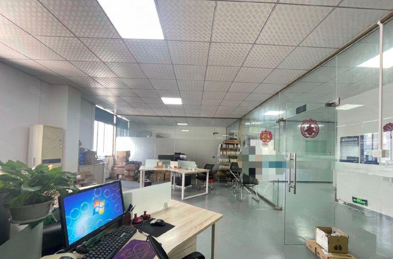 西乡固戍二路，电梯口位置，带装修650平厂房出租，拎包可用