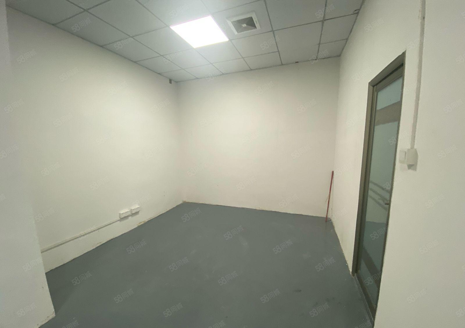 福永新出一楼300平方带装修水电到位带有办公室