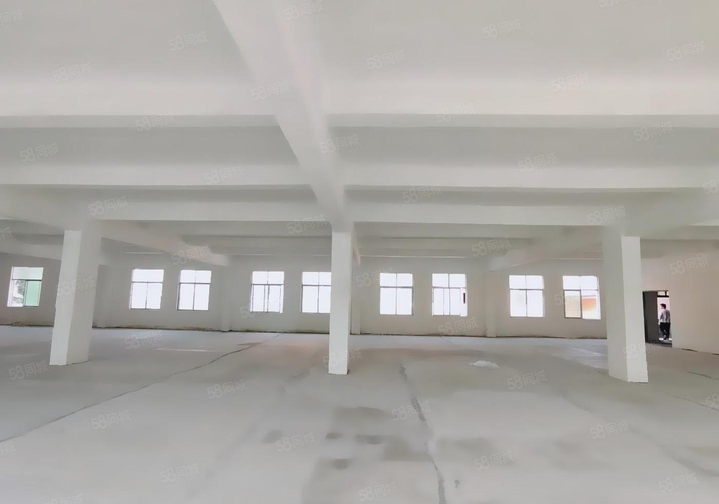 宝安石岩工业园二楼2000平厂房仓库出租200平起租空地超大