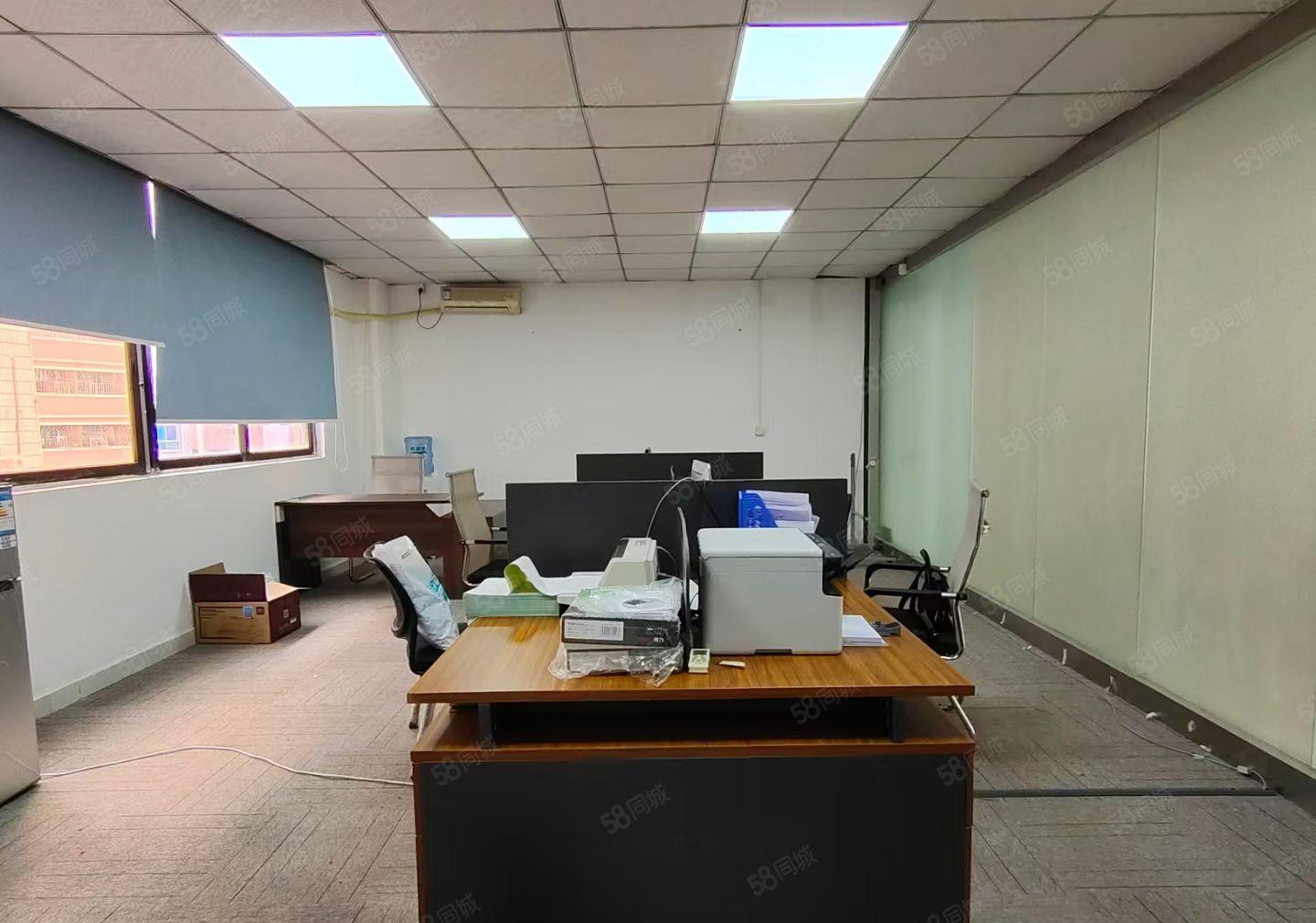 西乡洲石路，九围，鹤洲，大型工业区，精装修1300平厂房出租