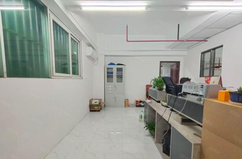 西乡固戍，公改办公厂房，一楼带装修650平厂房出租，带阁楼