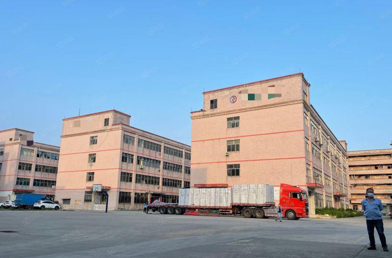 水电齐全！松岗地铁口附近500至2000平楼上精装修厂房出租