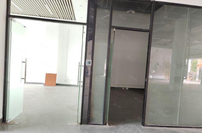 福永107国道边上大型工业园一楼980平招租带装修空地大