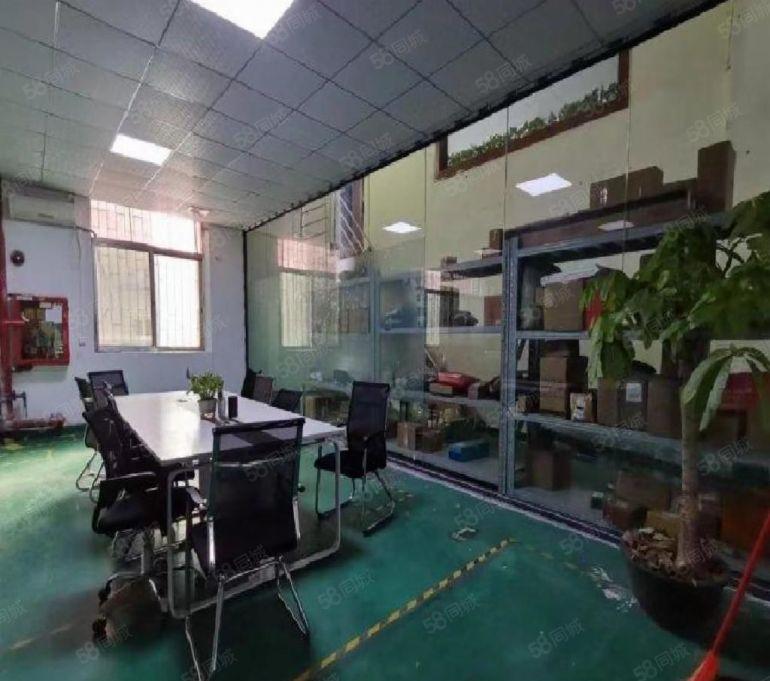 沙井万丰大王山大型工业园原房东整层1700平，精装修无转让费