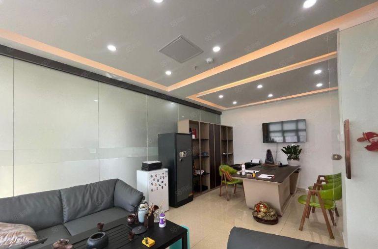 西乡固戍新出500平精装厂房电商贸易研发仓库出租可分租