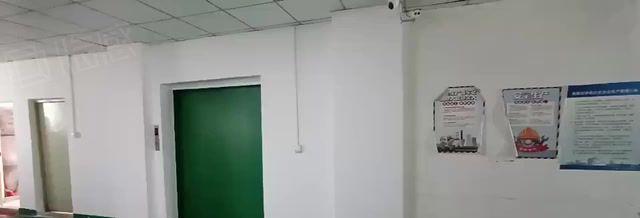 西乡固戍工业区，电梯口位置，原房东直租带装修520平厂房出租