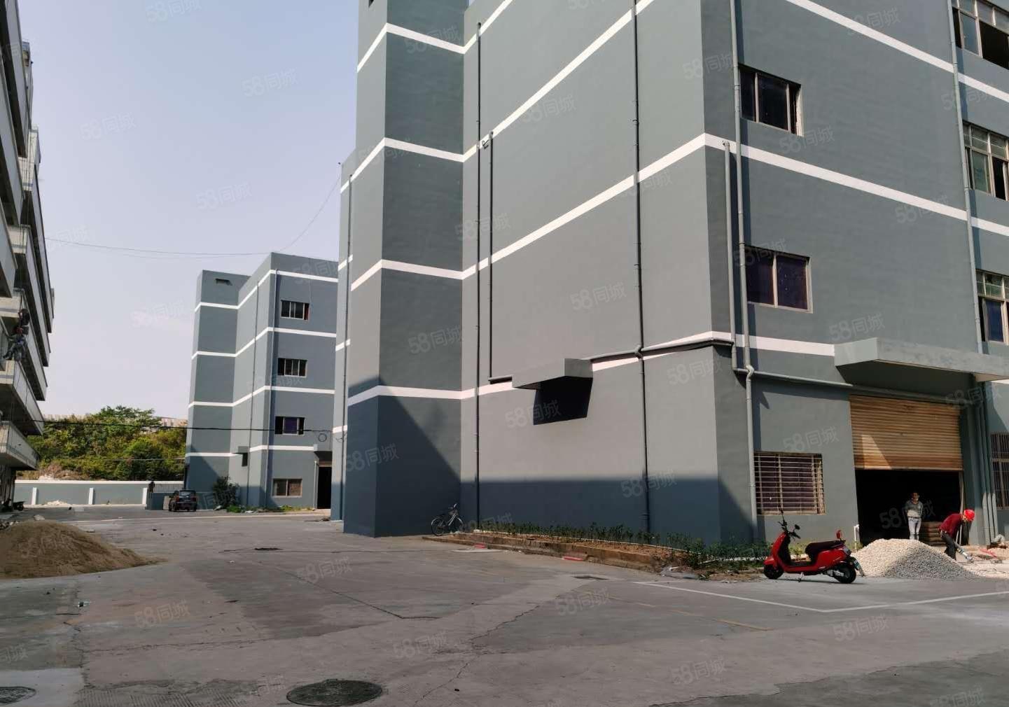 100起租宝安福永塘尾工业园2万厂房一楼仓库出租转租空地大