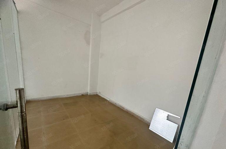 沙井大王山西环路楼上精装修厂房2格起租水电齐全