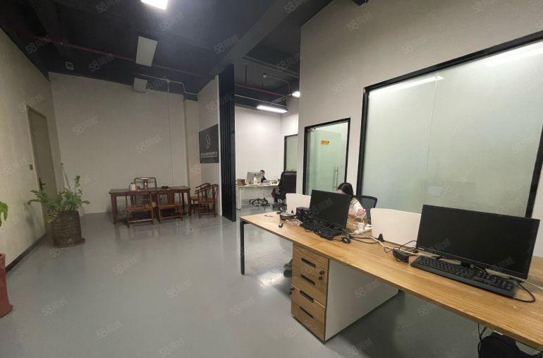 福永桥头楼上750平带装修厂房仓库出租