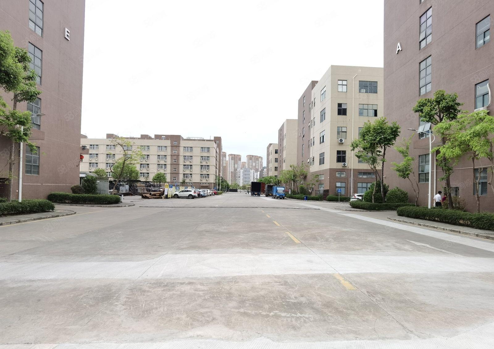 原房东福永和平工业园区厂房一楼二楼各1000平方实际面积出租