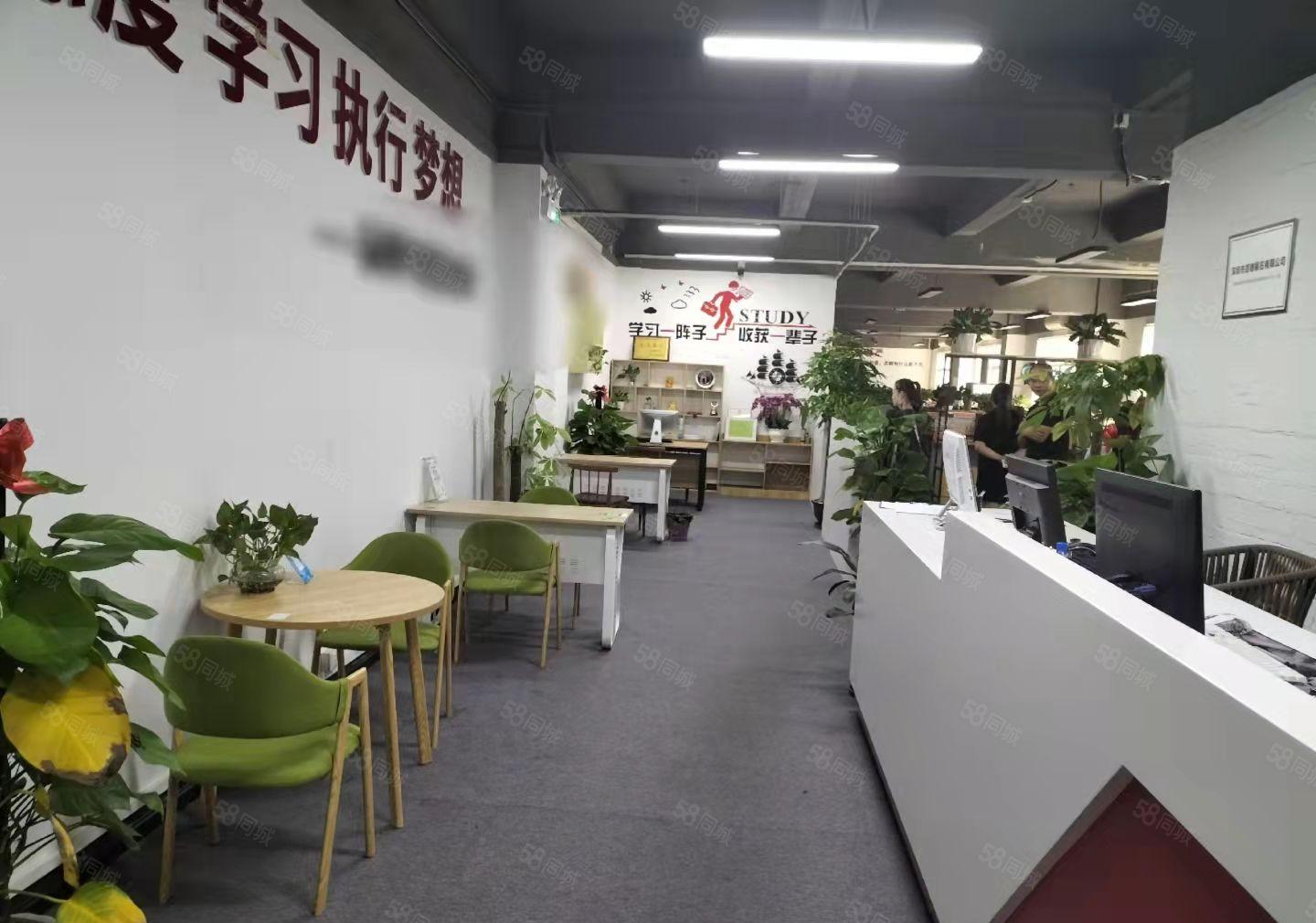 西乡固戍地铁口附近创意园5楼整层2000平豪华装修出租