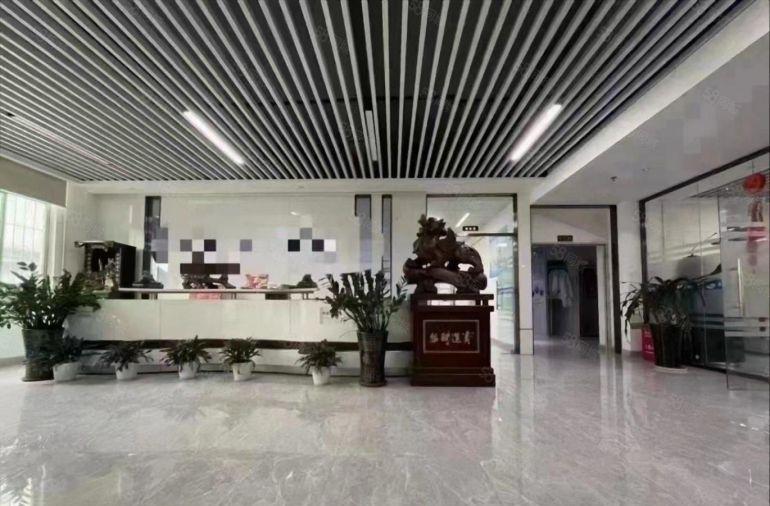 宝安西乡红浪北高新科技园楼上2000平精装修1000起租