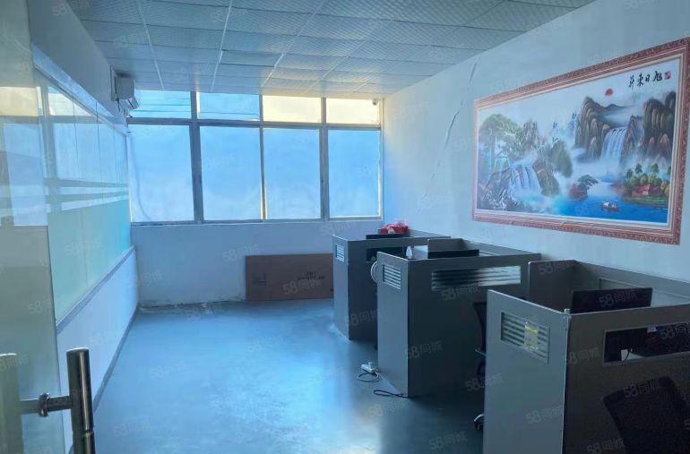 石岩北环原房东楼上1000平厂房出租，精装修无转让费