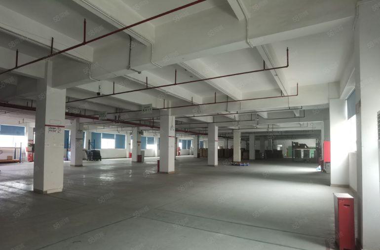 石岩地铁口红本重工业厂房整栋出租21000平米