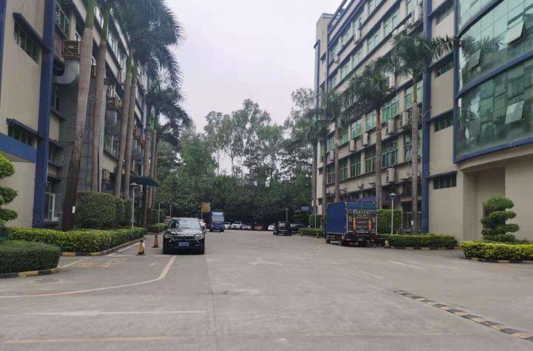 宝安福永原房东工业园新出楼上1000平带装修办公室厂房出租