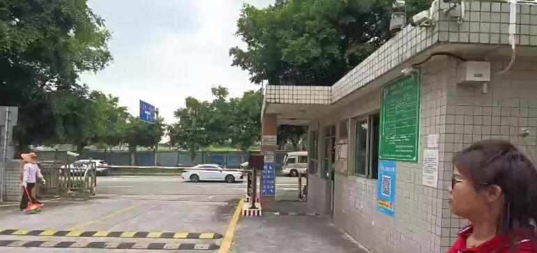 西乡钟屋1楼高6.5米电改园区1600平单层面积独院厂房出租