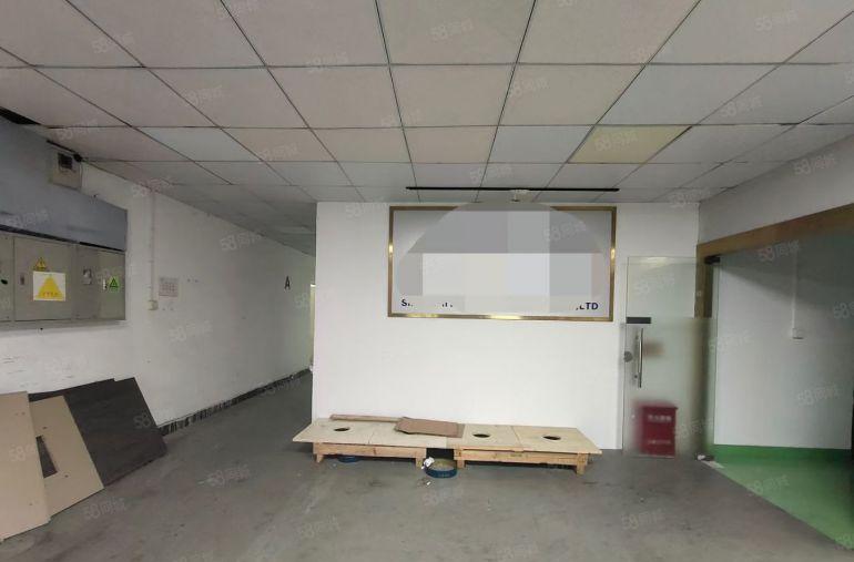 西乡固戍，原房东直租，带精装修520平厂房出租，使用率高