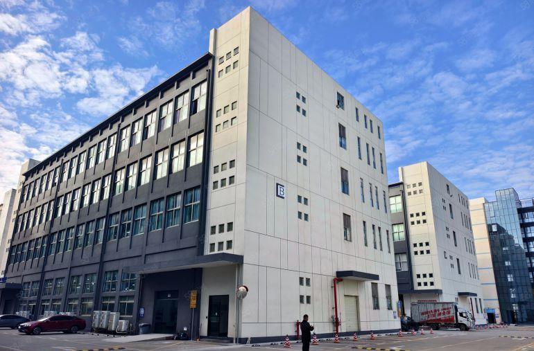 西乡固戍原房东2000平方带装修厂房出租可以分租