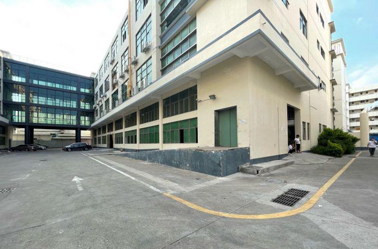 福永和平楼上750平形象好厂房仓库低价出租