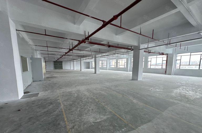 20元宝安松岗地铁口重工业厂房出租300至2000平仓库出租