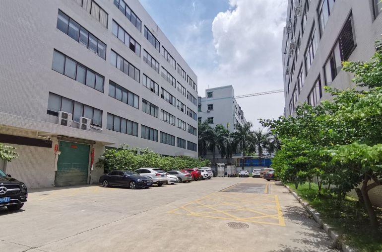 200平起石岩石龙子工业区楼上1000平标准厂房出租仓库招租