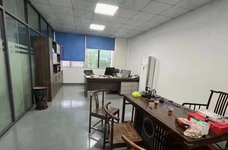 石岩上屋地铁口原房东楼上1000平电子研发精装修厂房仓库出租