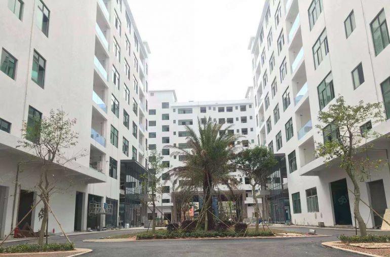 西乡固戍大型园区可定制装修200平起带行车上下水高使用率厂房