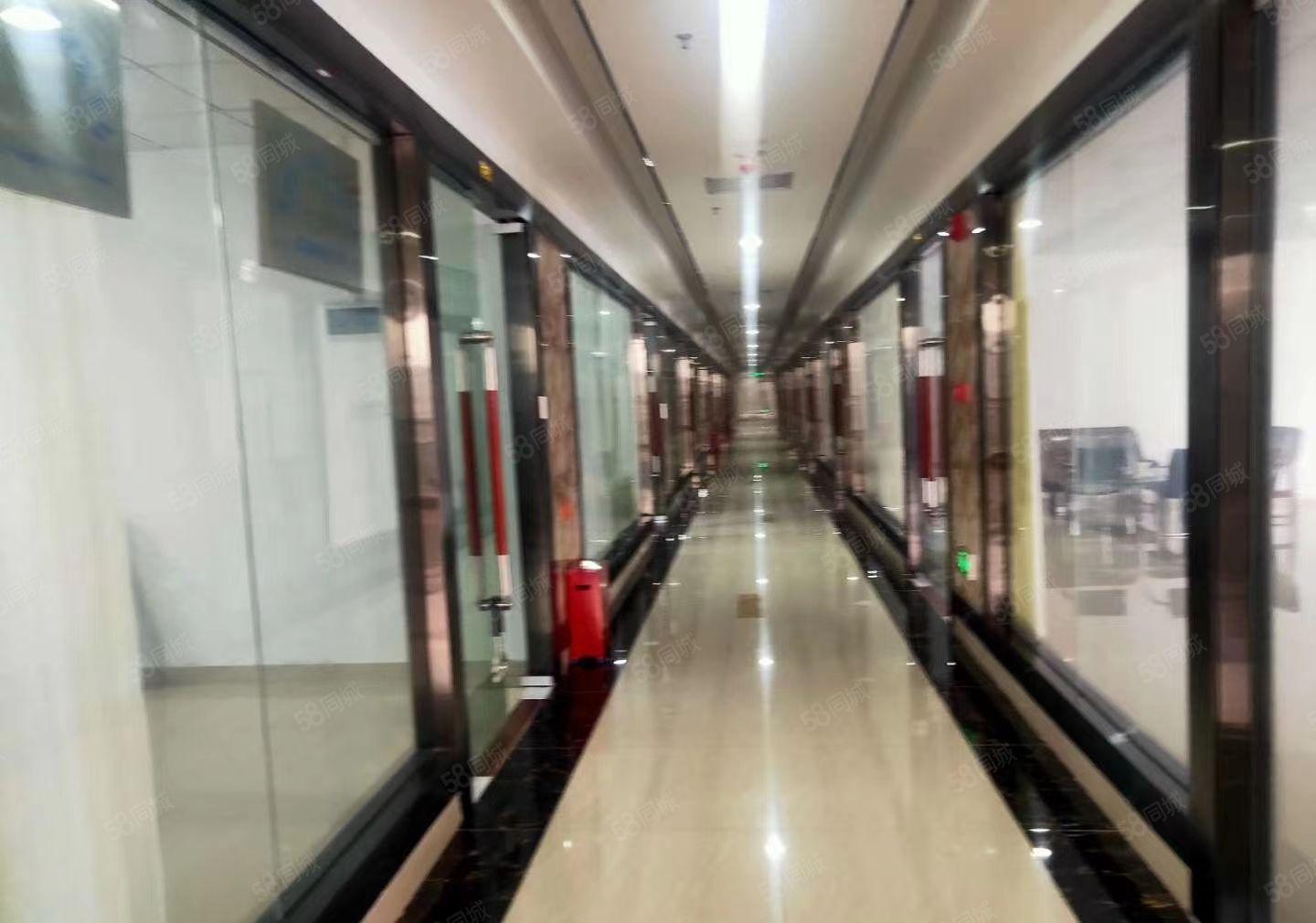 福永桥头地铁站附近楼上整层3000平厂房大小户型已分割好