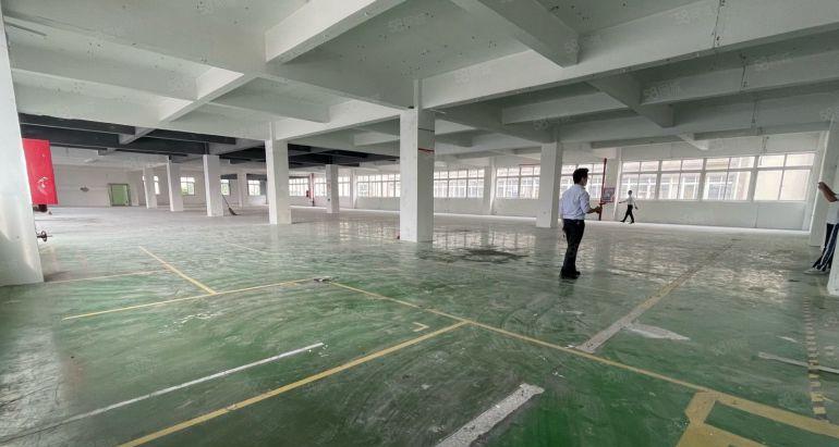 石岩工业园200平方至1000平方可分租低价厂房出租仓库