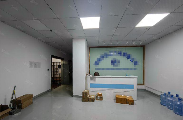 西乡固戍地铁口升级园区小户型带精装厂房出租570平