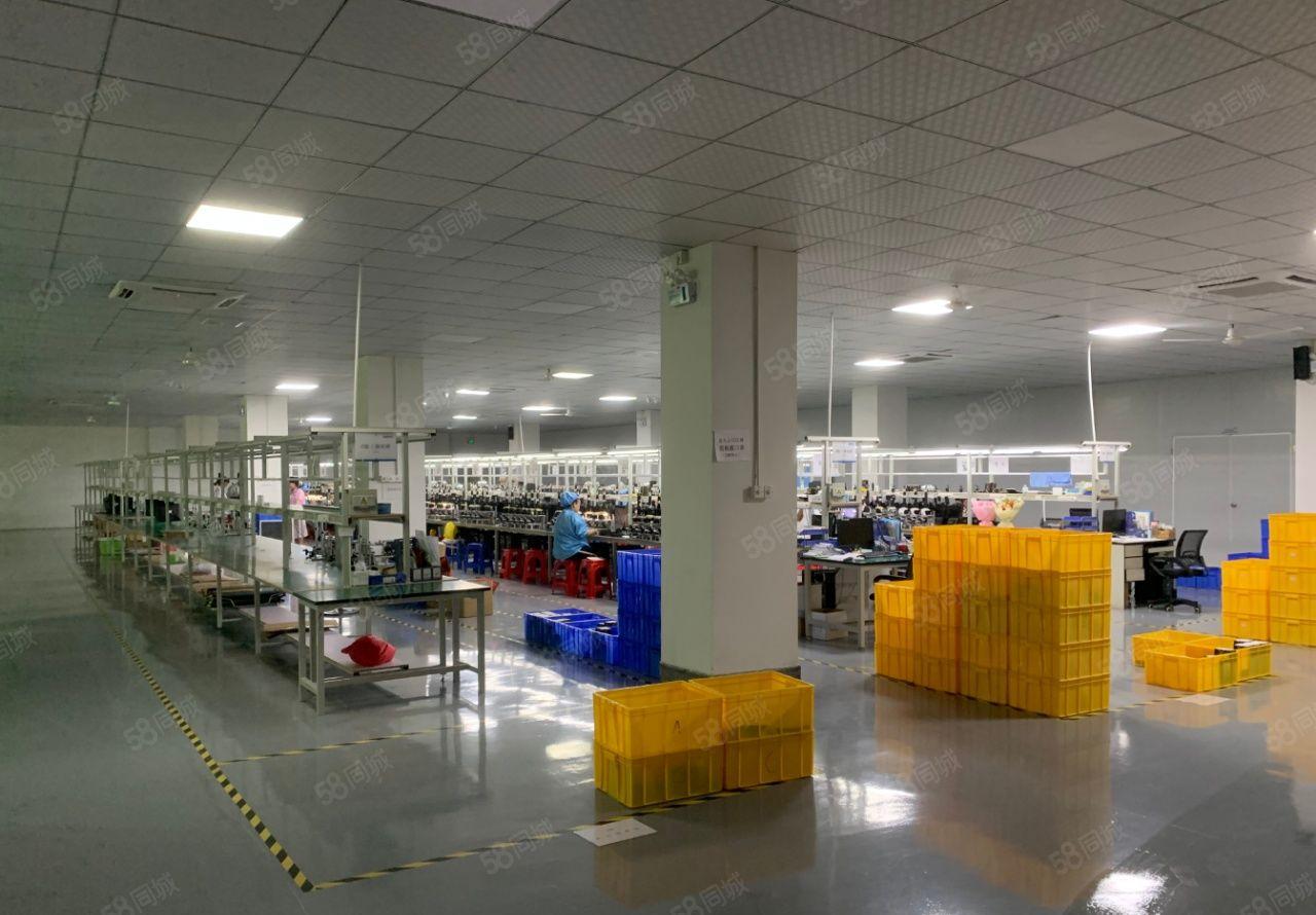 深圳厂房福永地铁口附近楼上精装厂房出租，配套齐全好招工