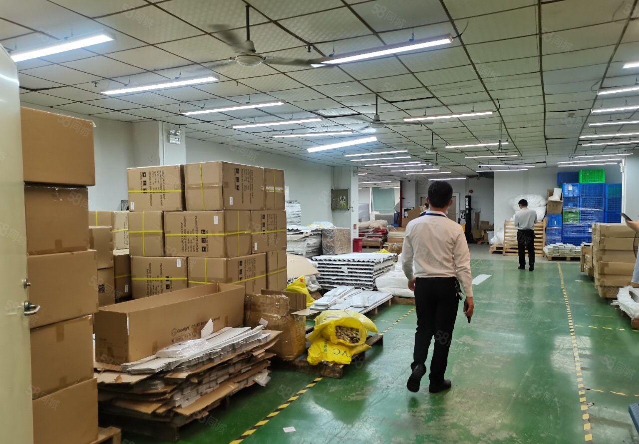 石岩高速路口旁1000厂房出租现成地坪漆位置好各种证件齐全