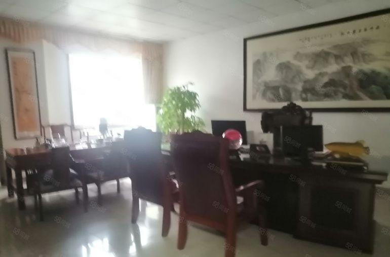 宝安区沙井街道西环路附近三层楼独院厂房3600平方出租