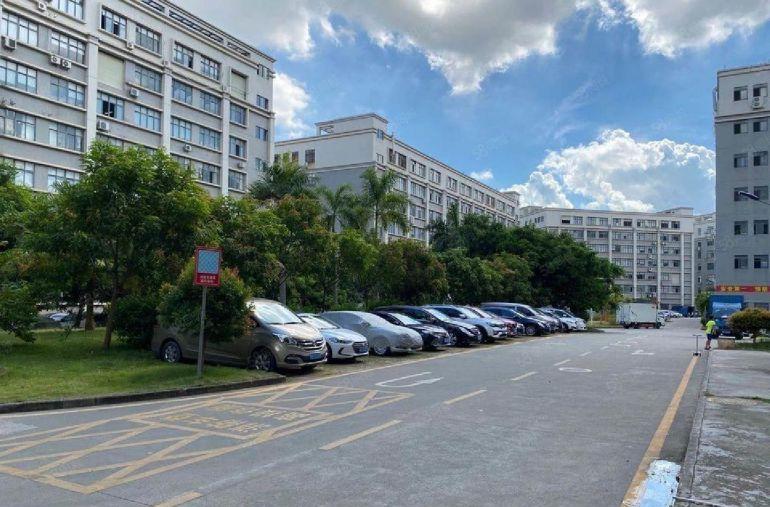 沙井共和工业园3万平厂房出租500平分租一楼仓库原房东带红本