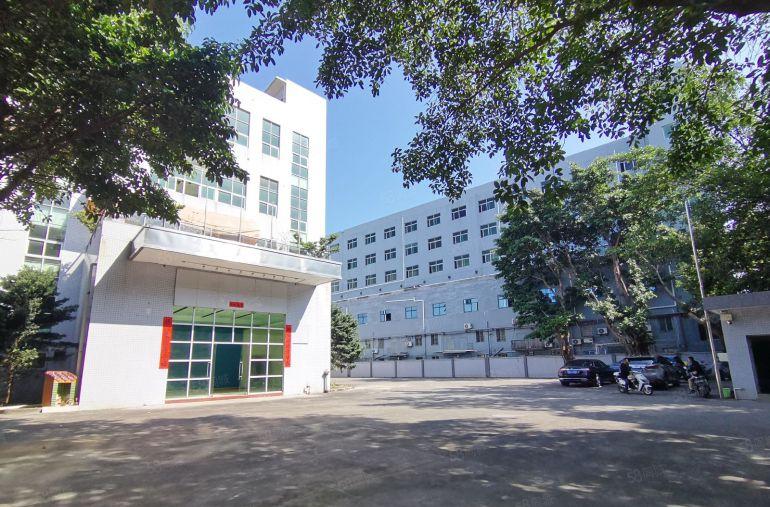 沙井南环路7000平方独门独院红本厂房低价出租可1000平租