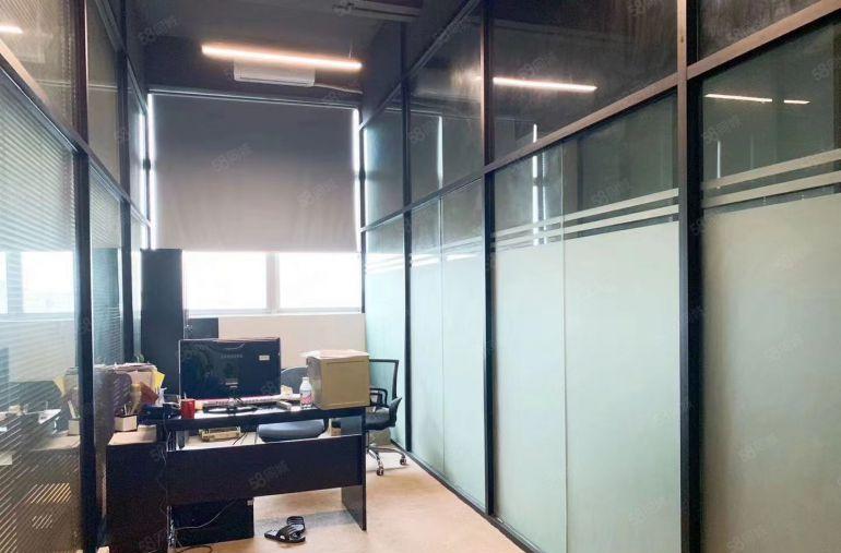 松岗地铁口楼上1200平精装修厂房无转让费出租办公室仓库分租