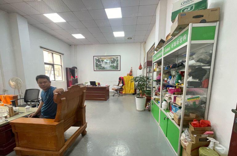 特价35元！西乡固戍工业园，一楼600平厂房层高6米带阁楼