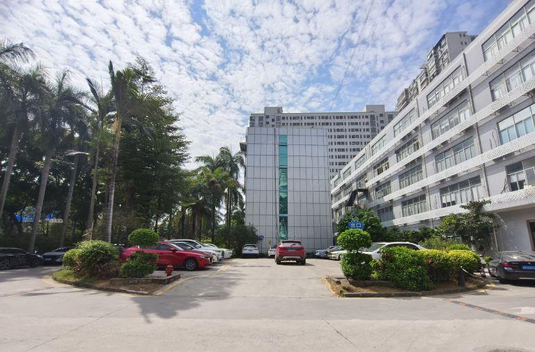 松岗一楼厂房出租3000平方300平起分水电齐全带航吊