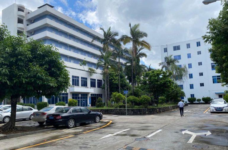 宝安区福永凤凰工业园2万平厂房出租800平起分租一楼可办环评