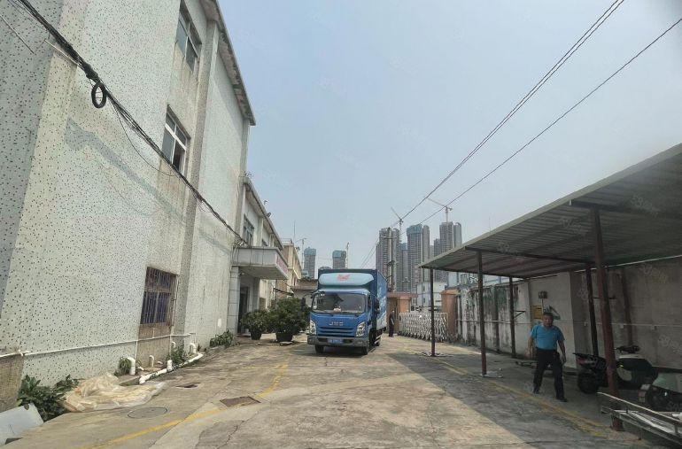 沙井村委厂房实际面积出租2层2400方