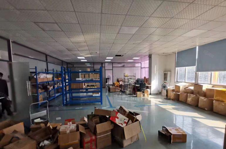 福永桥头地铁口 楼上520平精装修办公研发电子厂房仓库招租