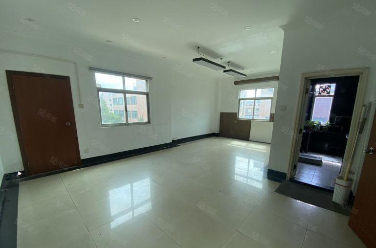 沙井后亭电梯口原房东独门独院500平带精装修有前台办公室